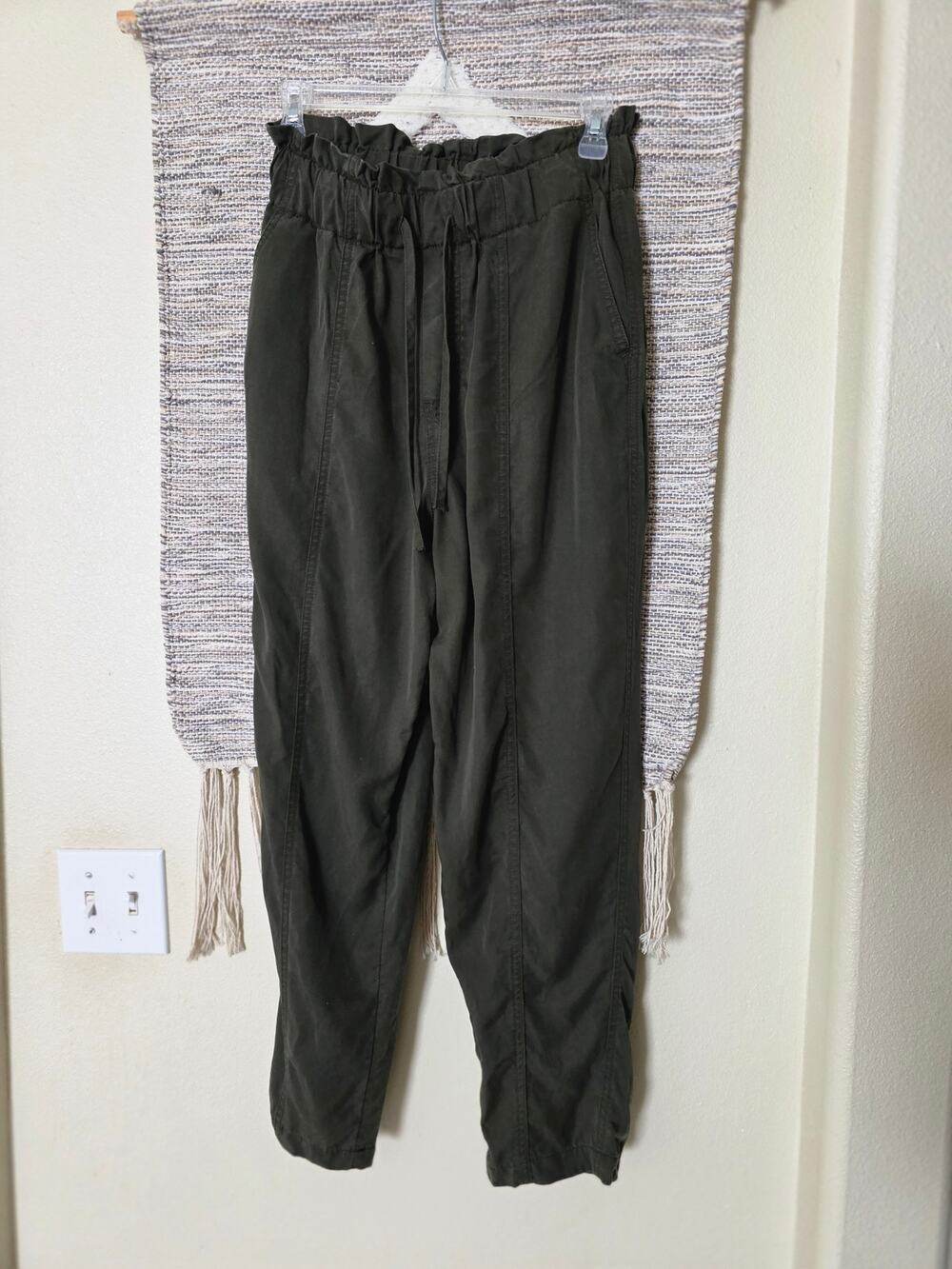 A New Day Olive Green Utility Jogger Pants Women's Small Pull On Drawstring